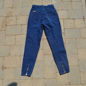 SOLD. Vintage jordache jeans